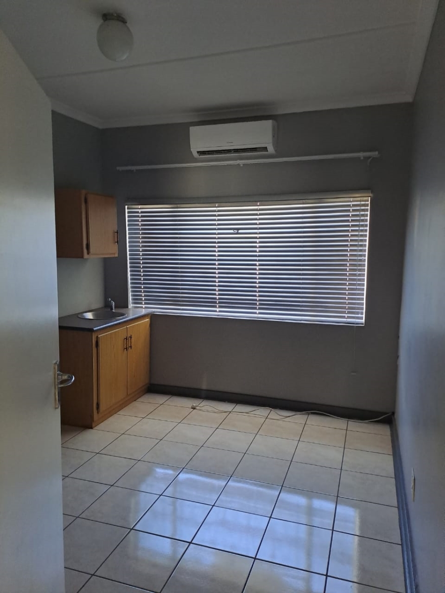 7 Bedroom Property for Sale in Kuruman Northern Cape